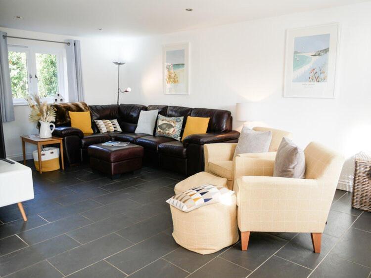 Padstow Escapes - Trewellen Luxury Holiday Cottage Сент-Меррин Экстерьер фото